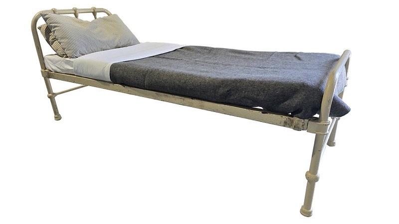 Period Cream Bed With Mattress